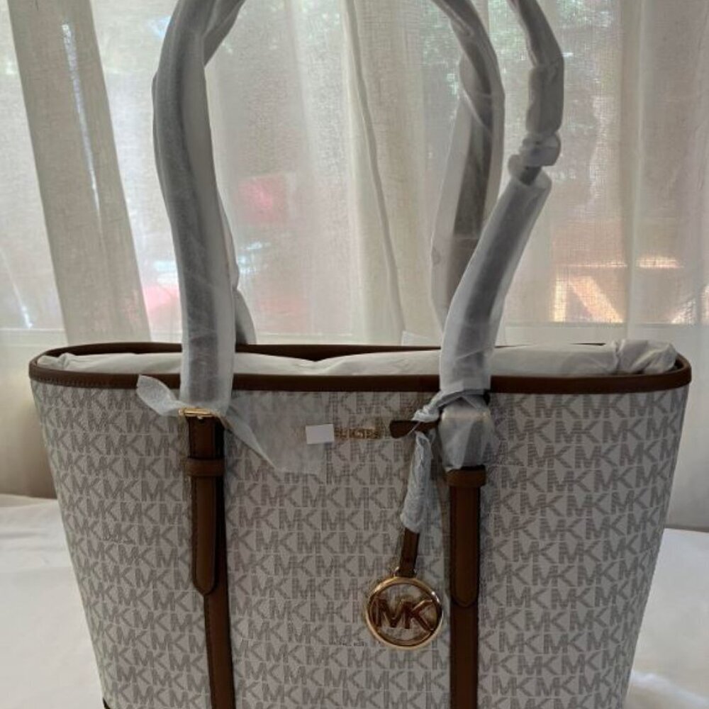 M Kors LARGE Jet Set Travel Tote Leather Trim NWOT